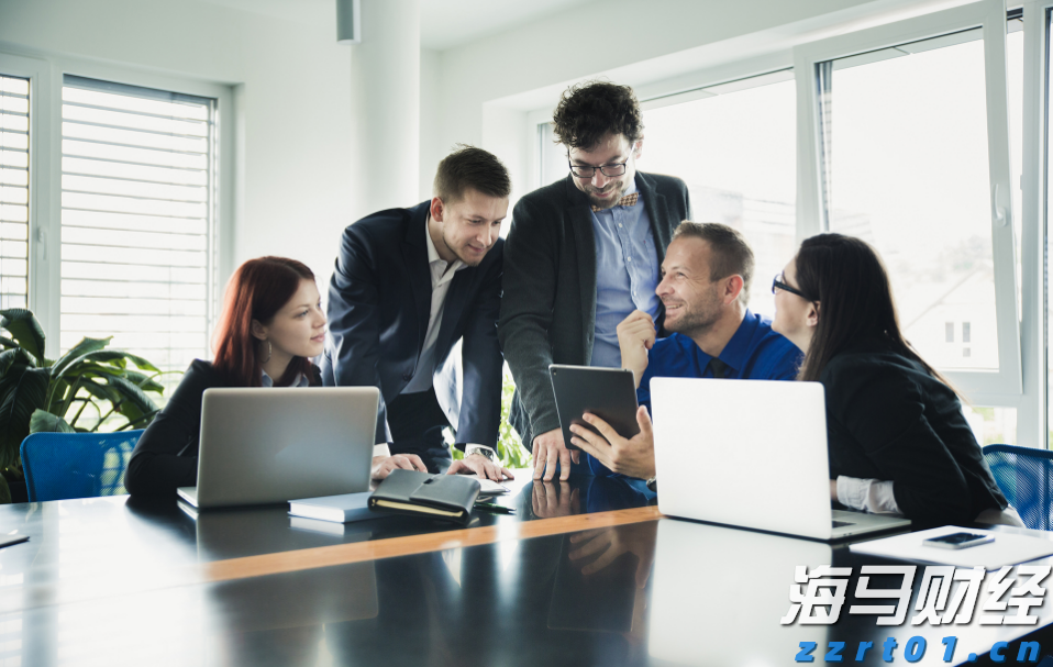 巴菲特投资联合健康(UNH.US)推动道指创历史新高