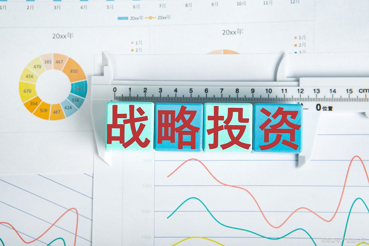  广州千人齐聚观看阅兵直播 老兵：我国军事发展日新月异