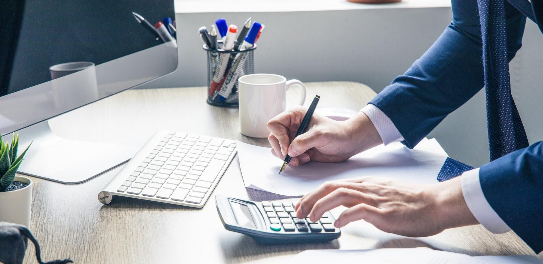 特朗普宣布黄金免征关税 金价创三个月最大单日跌幅